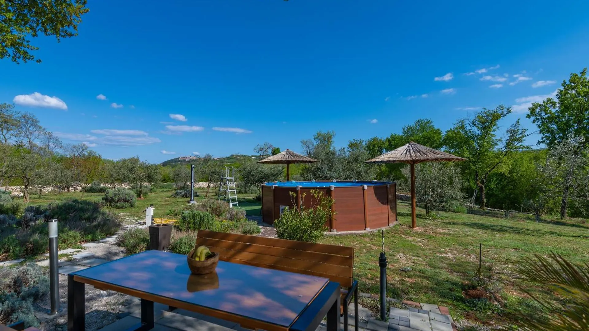 Vinež Villa Vita, A Lush Romantic Retreat In A Private Forest 0*,