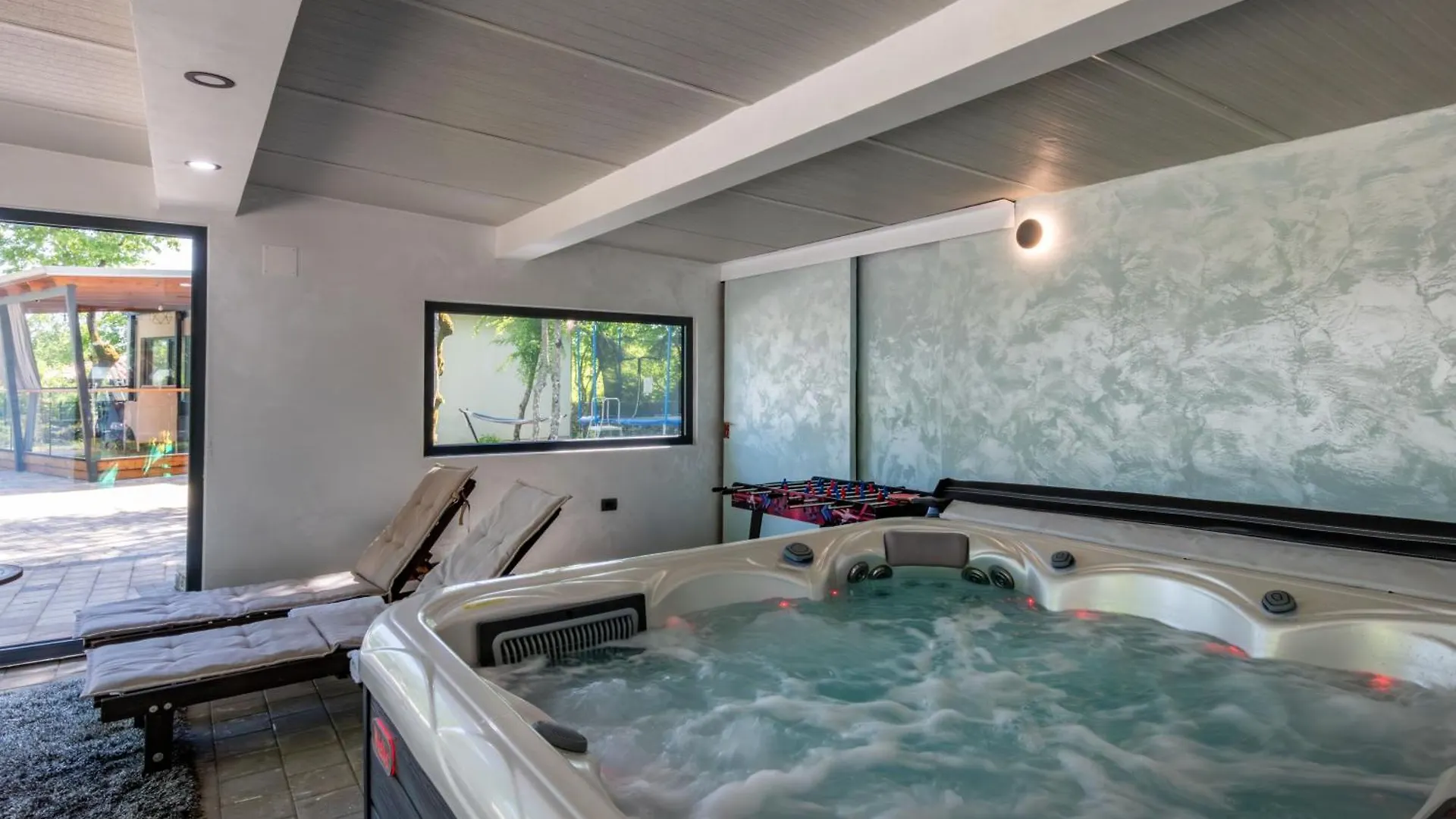 Vinež Villa Vita, A Lush Romantic Retreat In A Private Forest קרואטיה